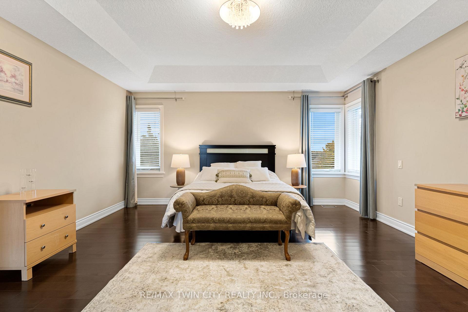 Photo 33 of 213 Deer Ridge Drive, Kitchener, Pioneer Tower West — HOMEH