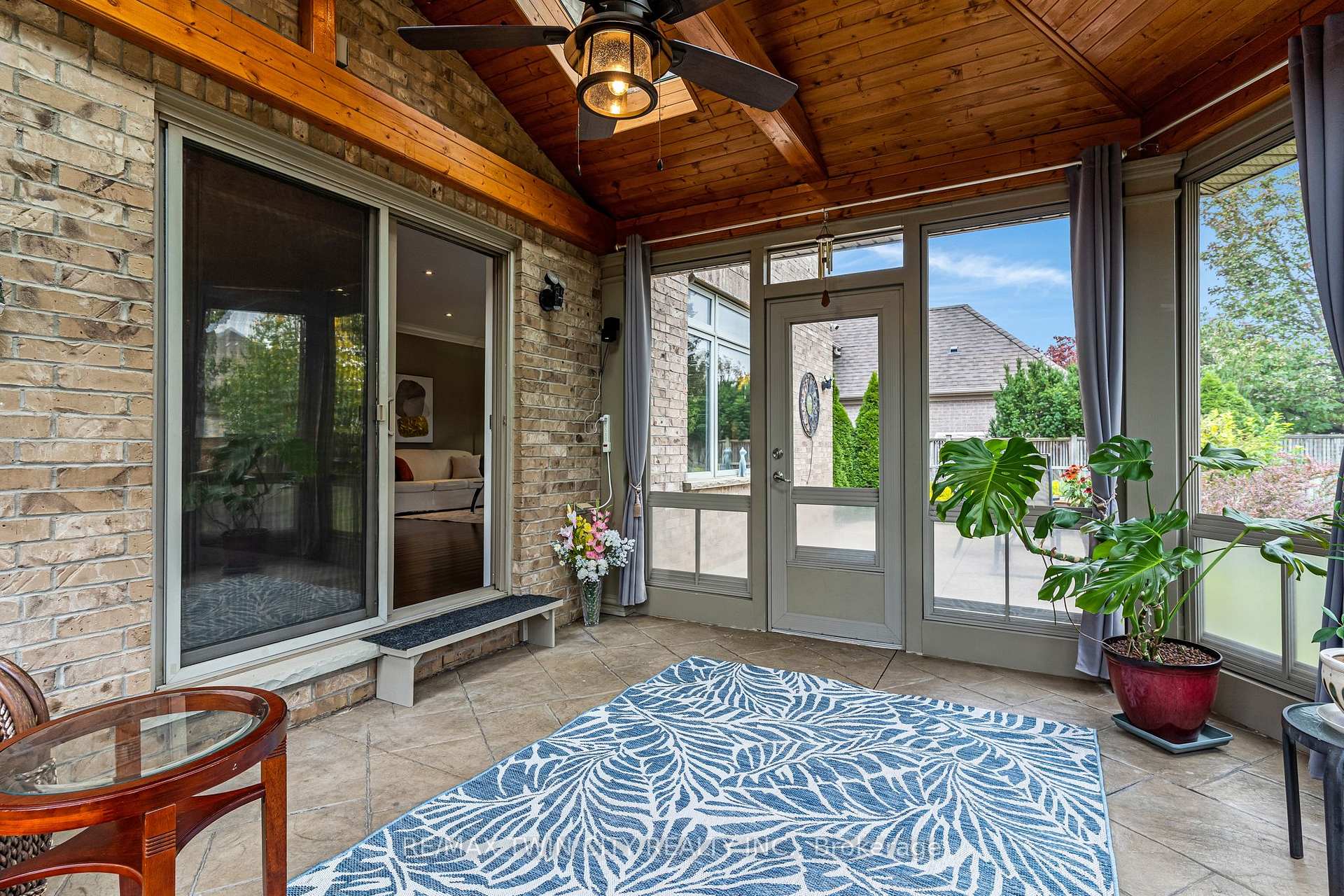 Photo 46 of 213 Deer Ridge Drive, Kitchener, Pioneer Tower West — HOMEH