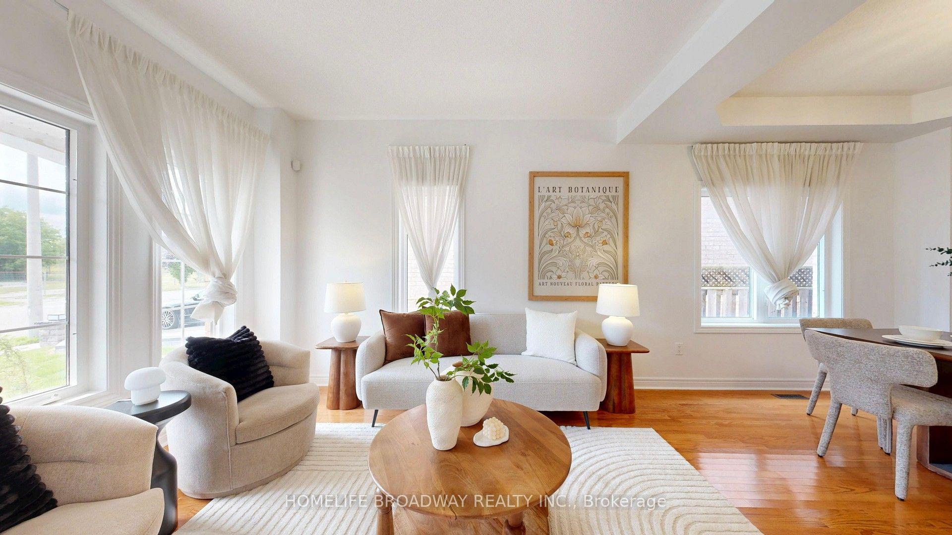 Photo 5 of 11 Melbourne Drive, Richmond Hill, Rouge Woods — HOMEH