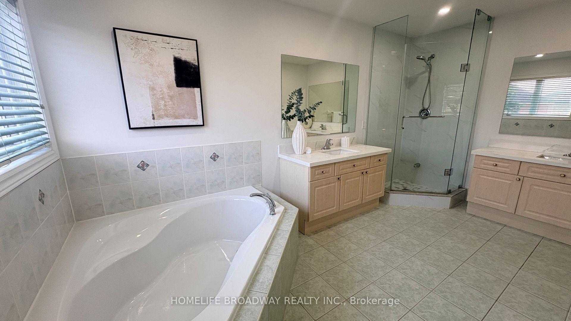 Photo 33 of 11 Melbourne Drive, Richmond Hill, Rouge Woods — HOMEH