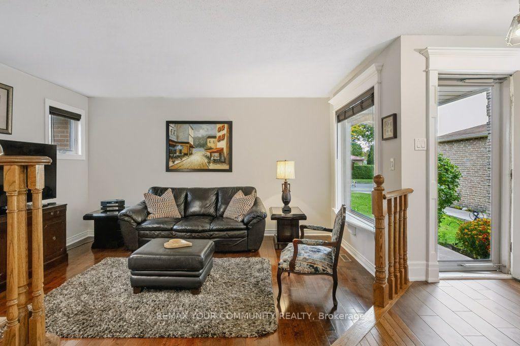 Photo 13 of 30 Radford Drive, Ajax, Central West — HOMEH