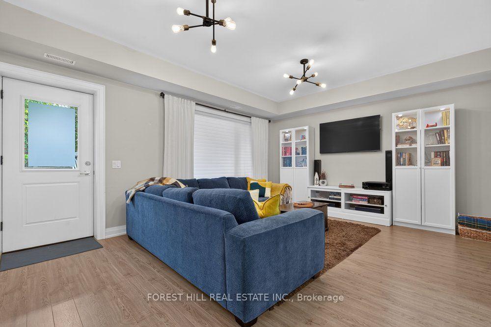 Photo 38 of 167A Aldercrest Road, Etobicoke, Alderwood — HOMEH