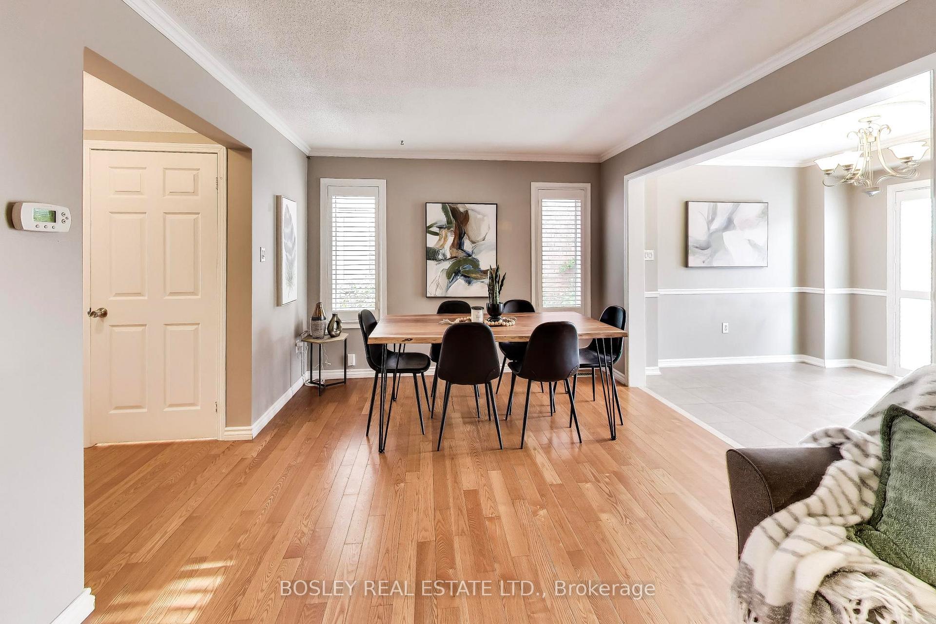 Photo 3 of 57 Longueuil Place, Whitby, Pringle Creek — HOMEH