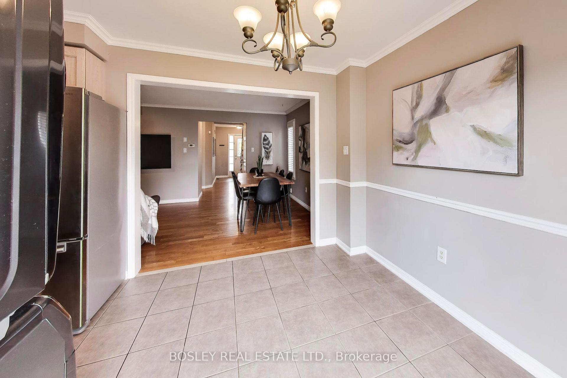 Photo 9 of 57 Longueuil Place, Whitby, Pringle Creek — HOMEH
