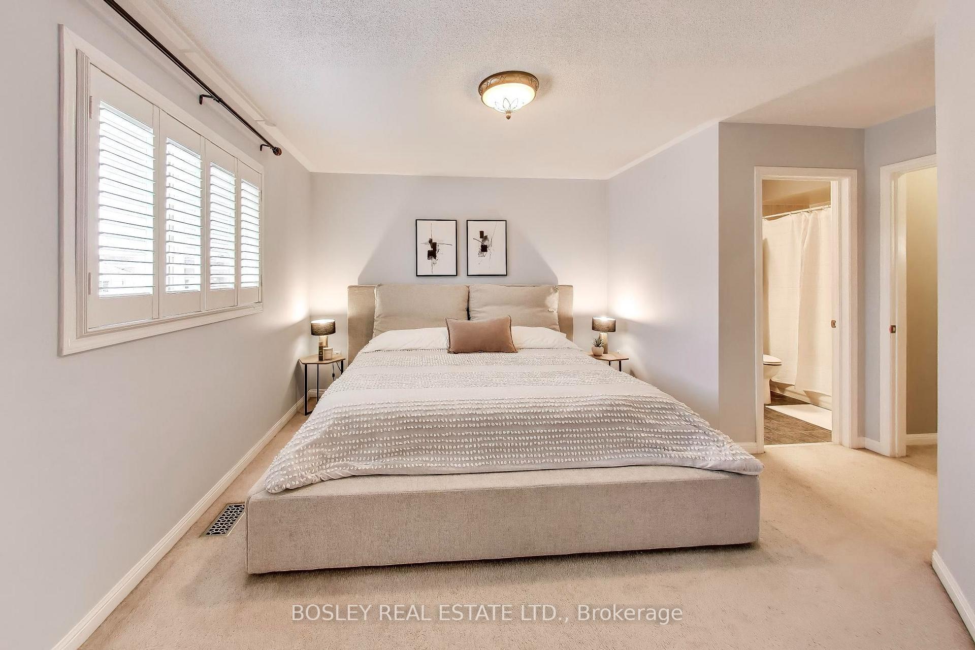 Photo 11 of 57 Longueuil Place, Whitby, Pringle Creek — HOMEH