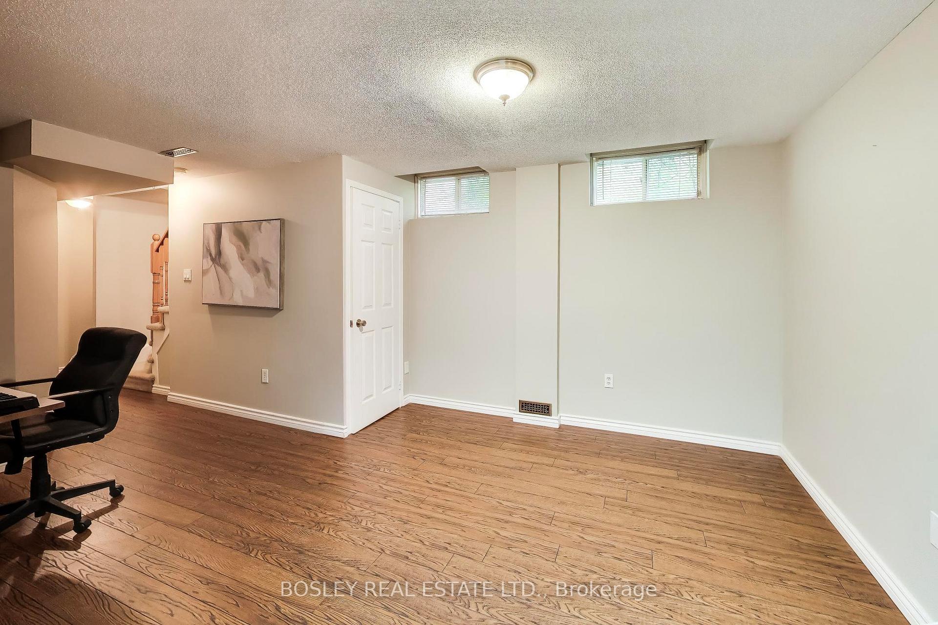 Photo 21 of 57 Longueuil Place, Whitby, Pringle Creek — HOMEH