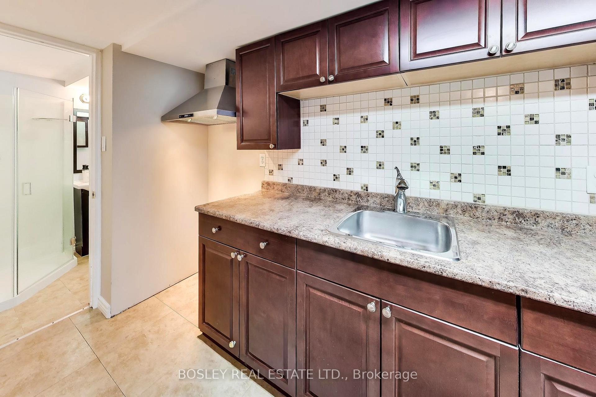 Photo 24 of 57 Longueuil Place, Whitby, Pringle Creek — HOMEH