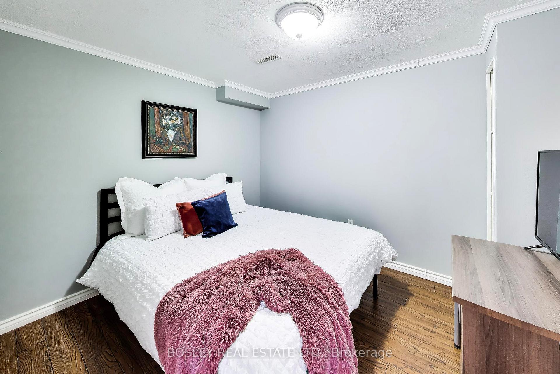 Photo 26 of 57 Longueuil Place, Whitby, Pringle Creek — HOMEH