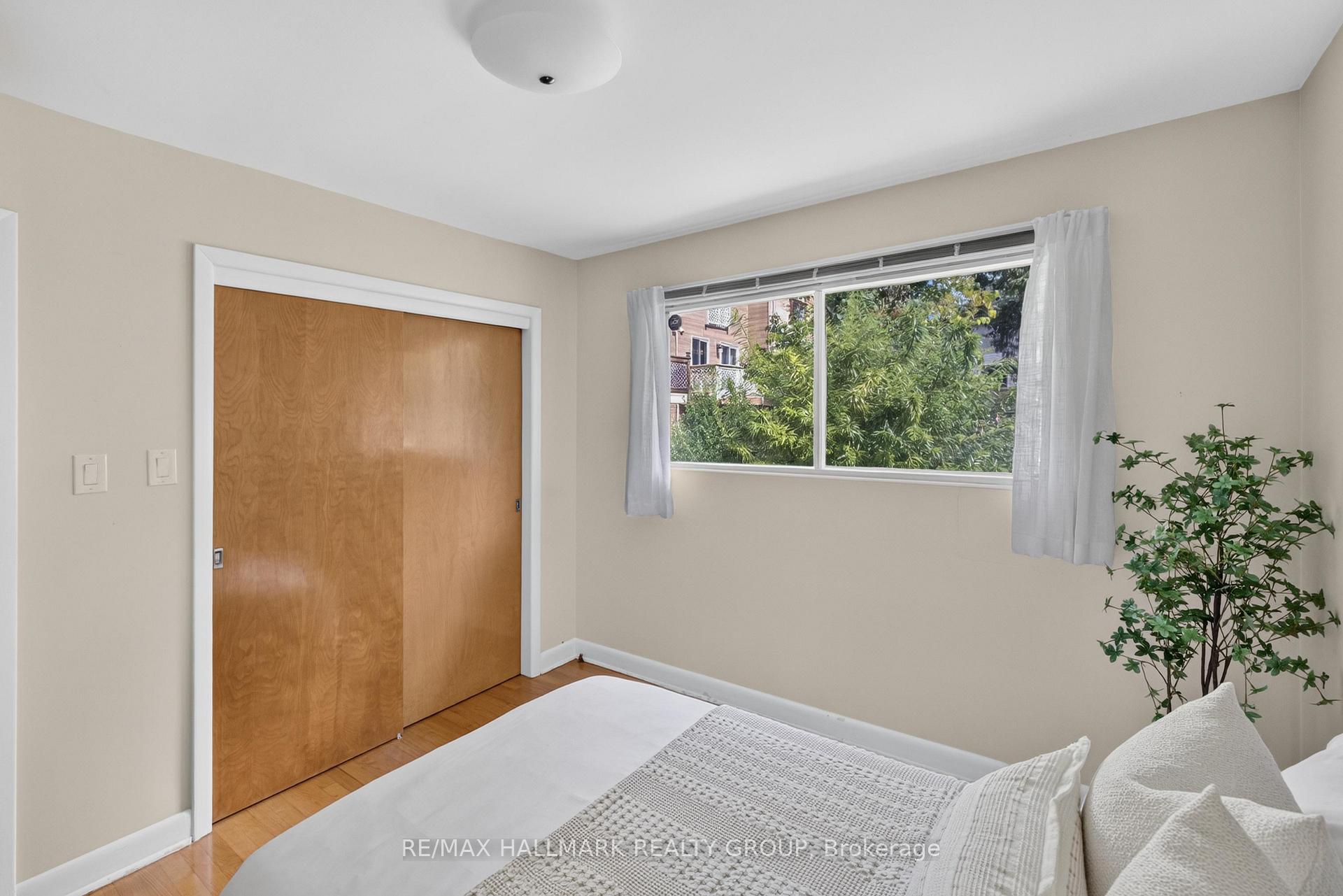 Photo 19 of 811 Iroquois Road, Ottawa, McKellar Heights/Glabar Park — HOMEH