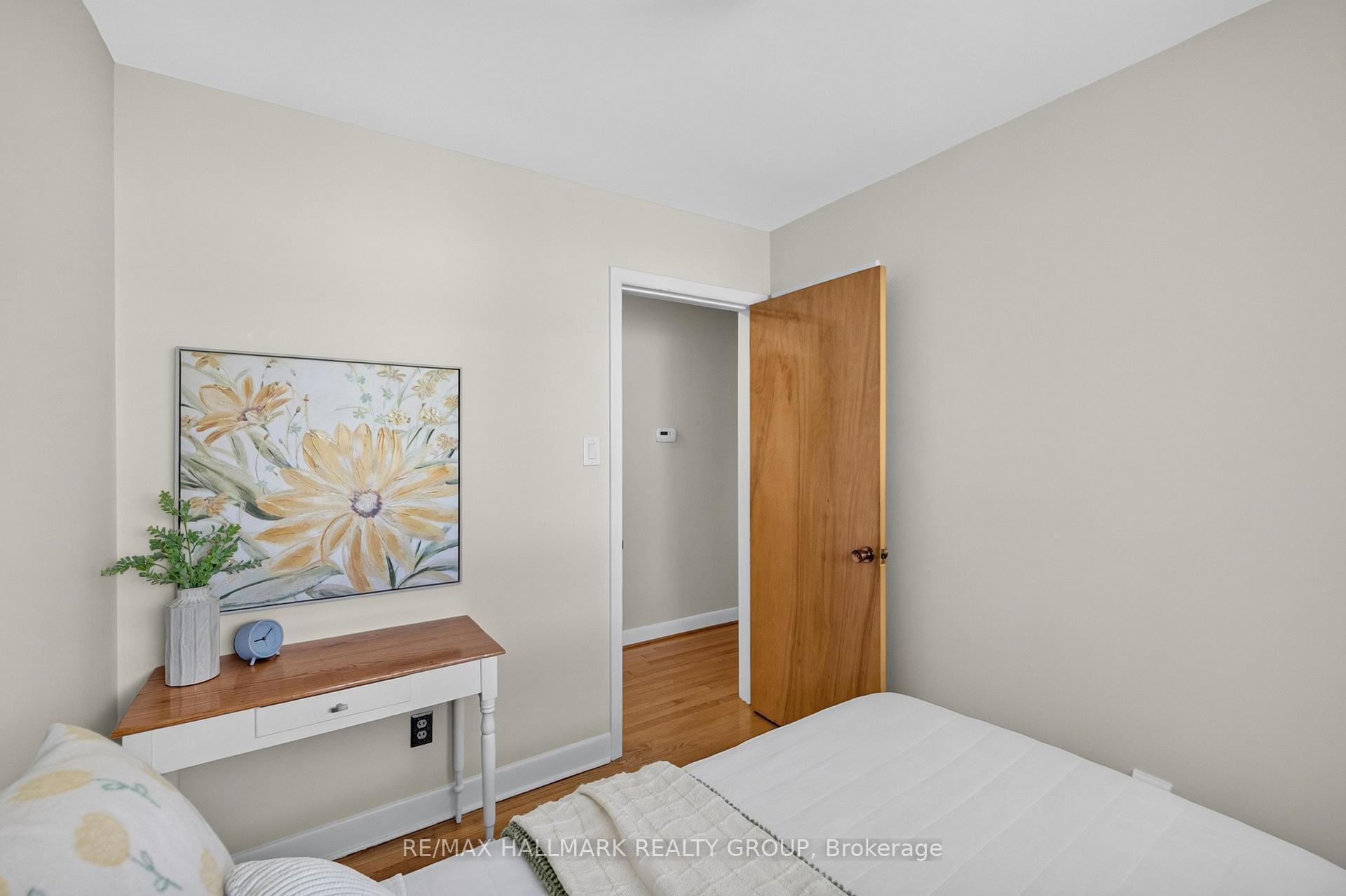 Photo 21 of 811 Iroquois Road, Ottawa, McKellar Heights/Glabar Park — HOMEH