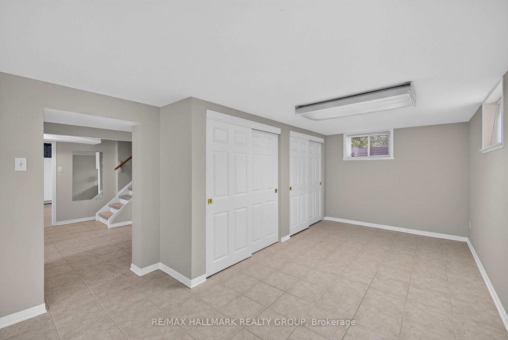 Photo 26 of 811 Iroquois Road, Ottawa, McKellar Heights/Glabar Park — HOMEH