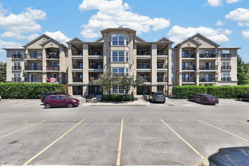 Photo 2 of Unit 306, 2065 Appleby Line, Burlington, Orchard — HOMEH