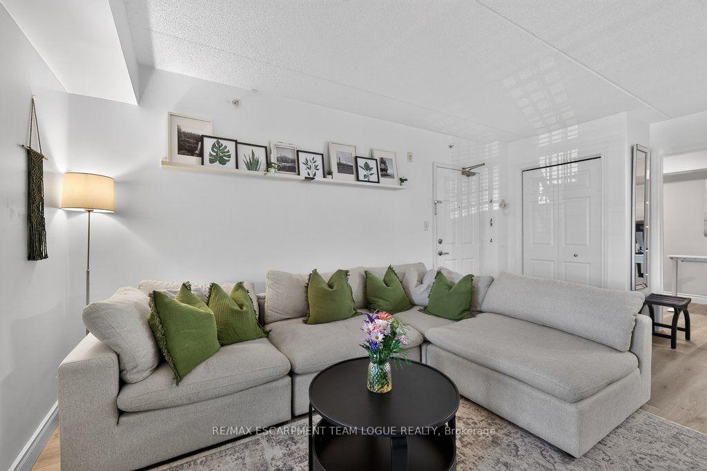 Photo 9 of Unit 306, 2065 Appleby Line, Burlington, Orchard — HOMEH