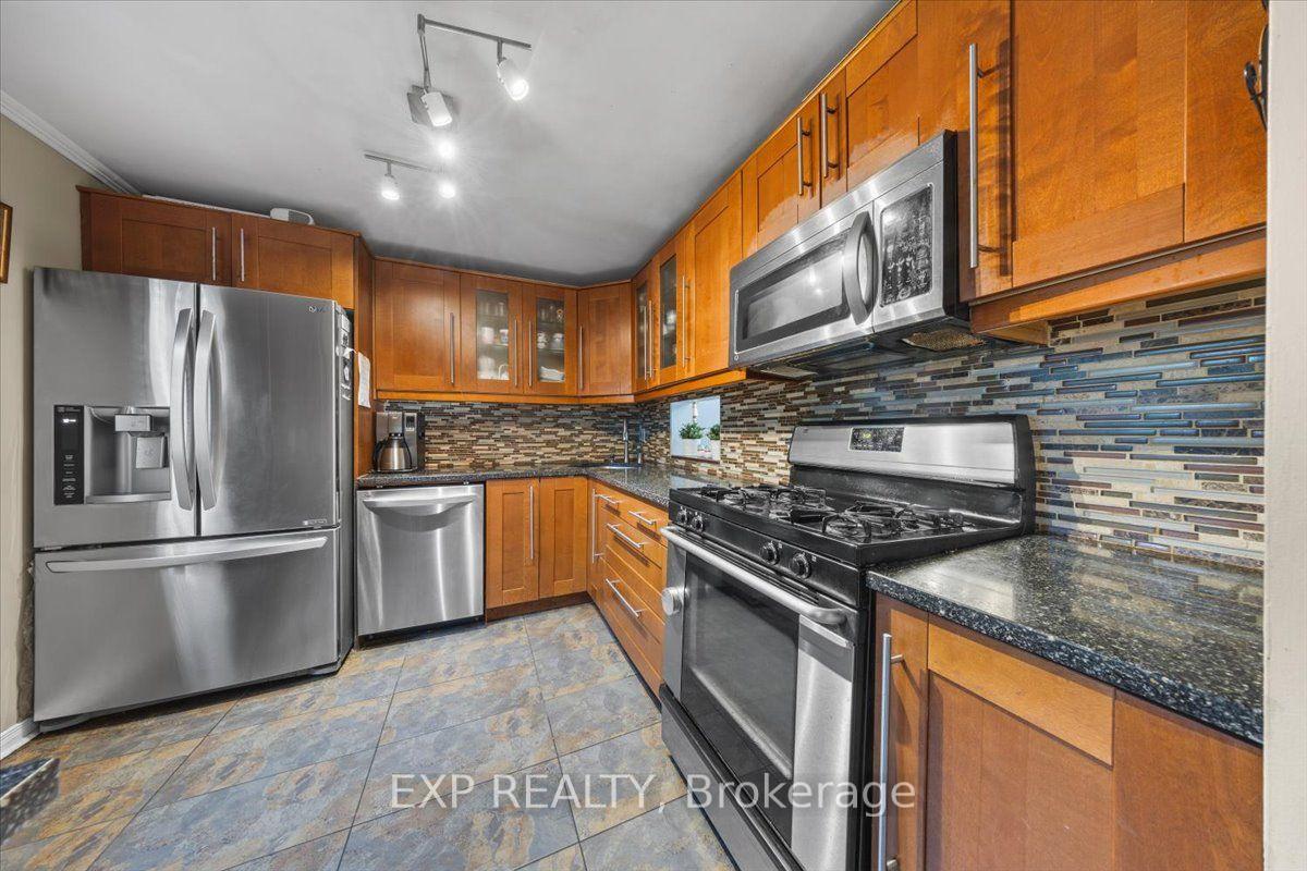 Photo 4 of 66 Tedwyn Drive, Ottawa, Barrhaven - Pheasant Run — HOMEH