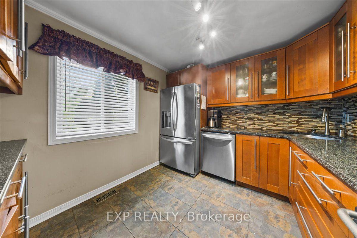 Photo 6 of 66 Tedwyn Drive, Ottawa, Barrhaven - Pheasant Run — HOMEH