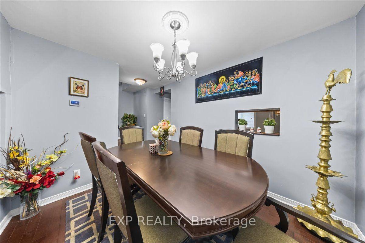 Photo 12 of 66 Tedwyn Drive, Ottawa, Barrhaven - Pheasant Run — HOMEH