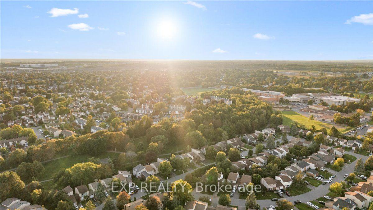 Photo 35 of 66 Tedwyn Drive, Ottawa, Barrhaven - Pheasant Run — HOMEH