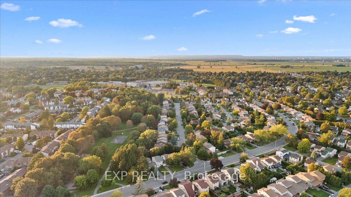 Photo 36 of 66 Tedwyn Drive, Ottawa, Barrhaven - Pheasant Run — HOMEH