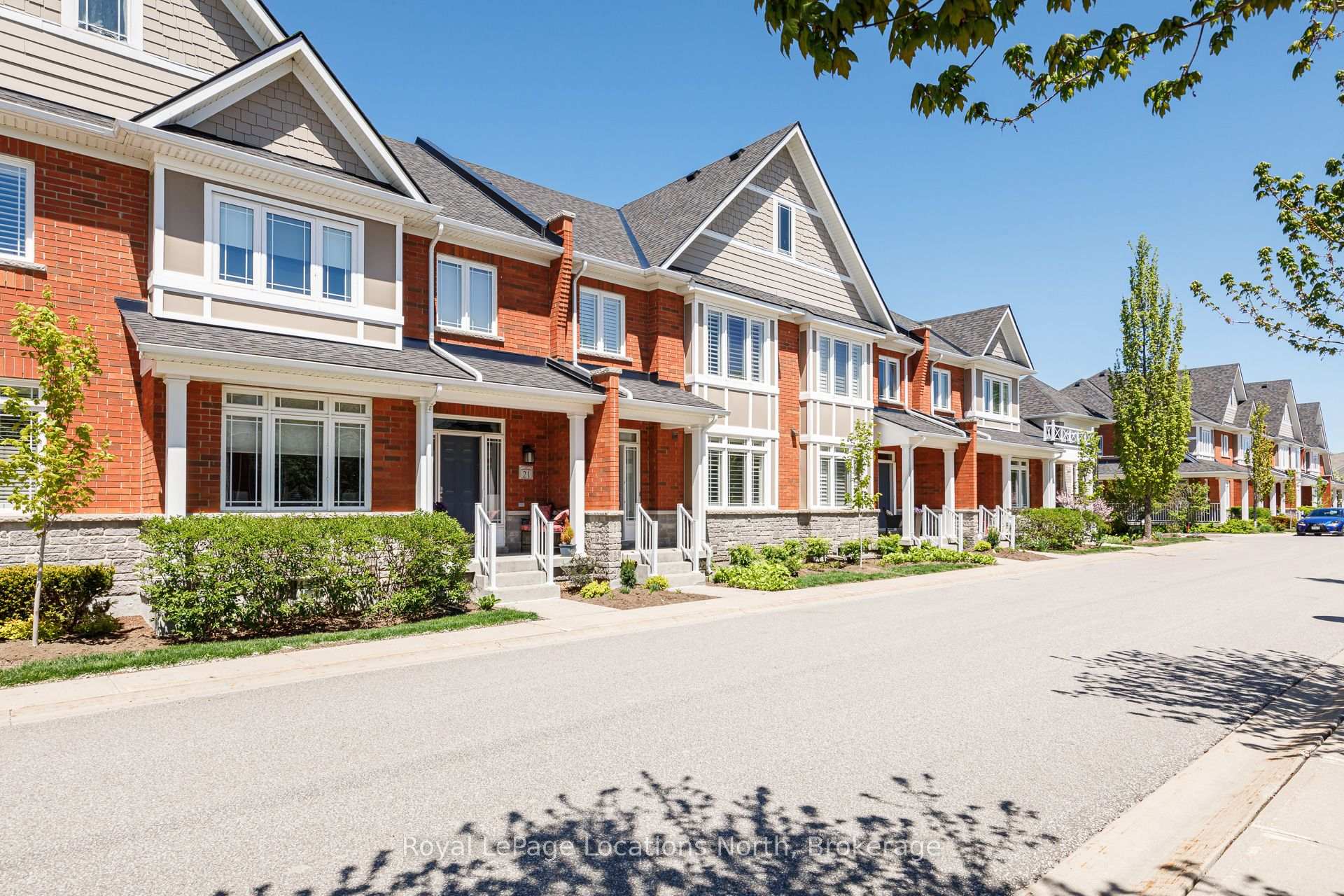 Photo 4 of 19 Collship Lane, Collingwood — HOMEH