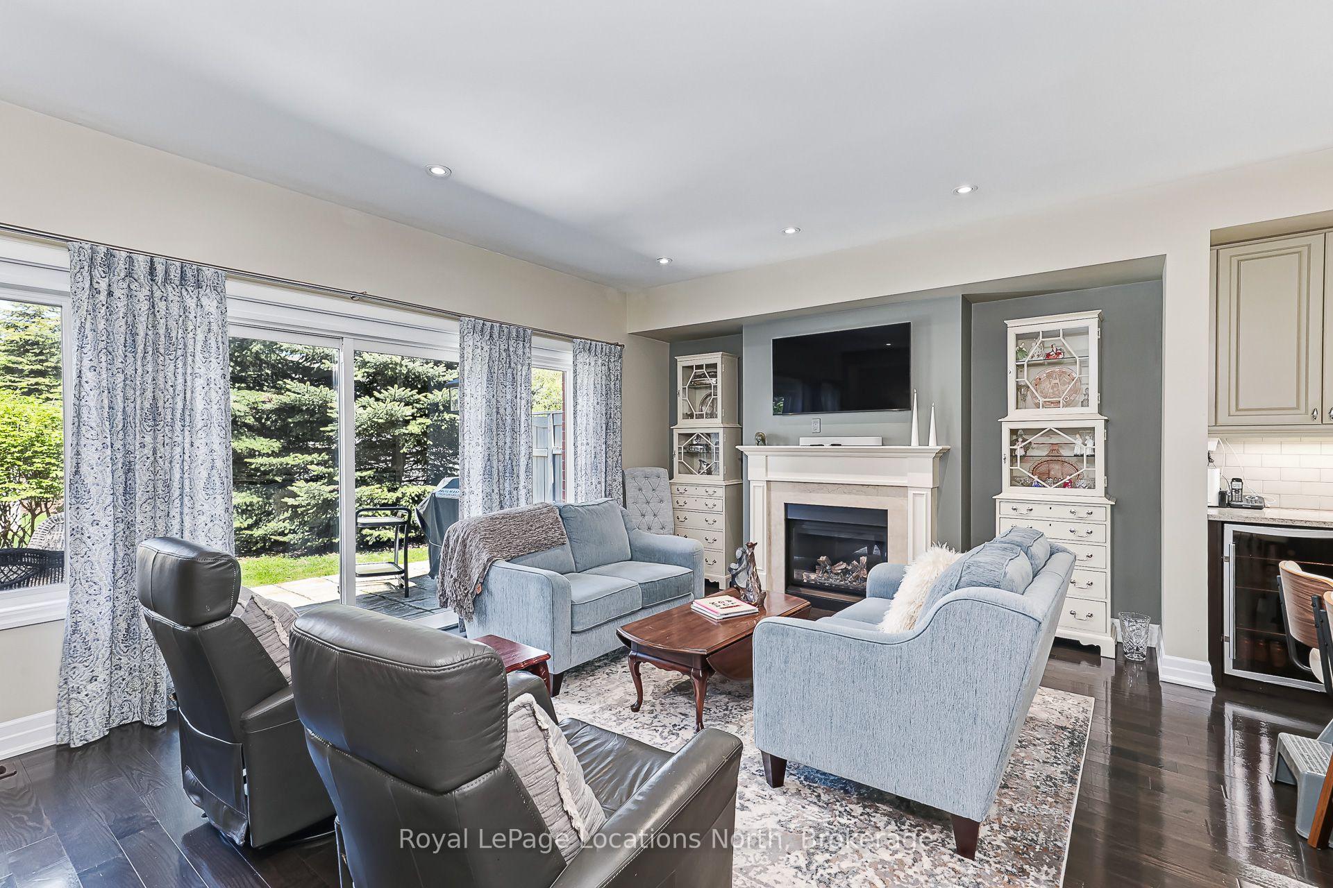 Photo 7 of 19 Collship Lane, Collingwood — HOMEH