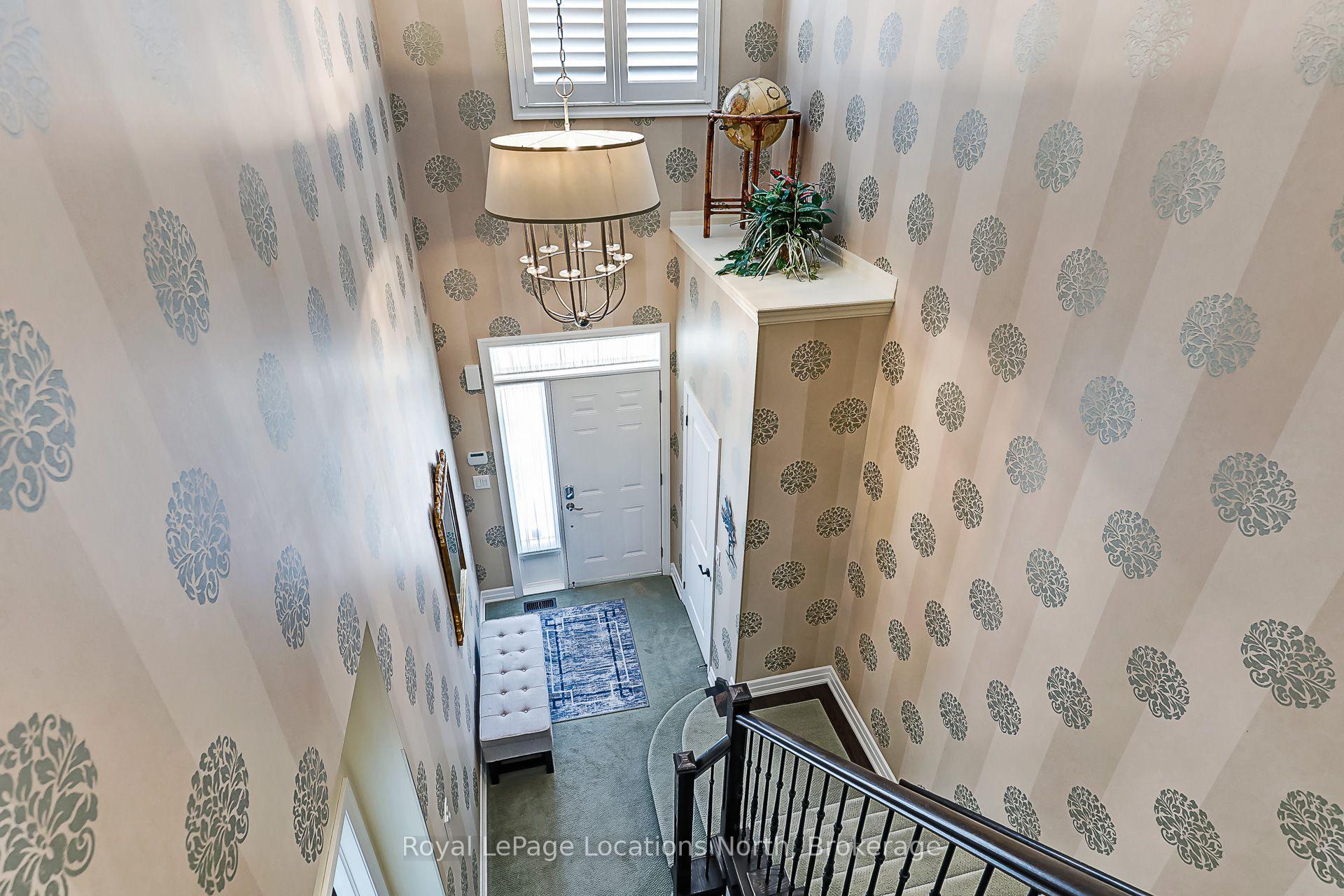 Photo 21 of 19 Collship Lane, Collingwood — HOMEH