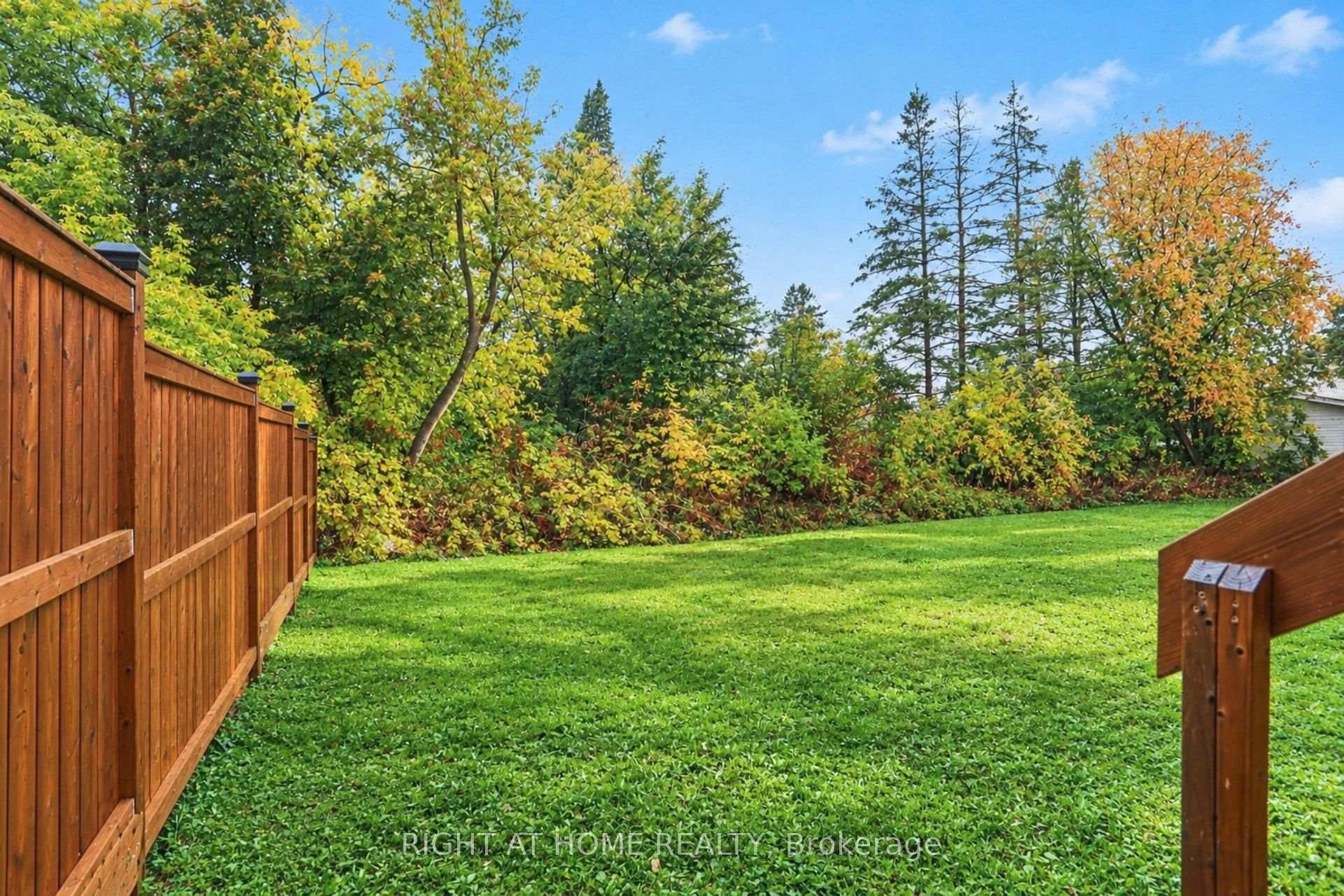 Photo 30 of 285 Munro Street, Carleton Place, Carleton Place — HOMEH