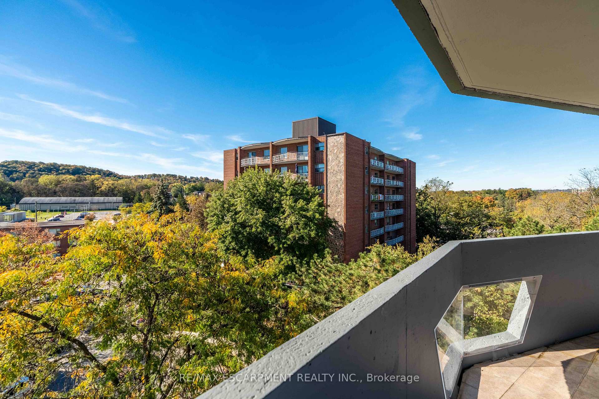 Photo 30 of Unit 6, 606 Village Green Boulevard, Hamilton, Stoney Creek — HOMEH