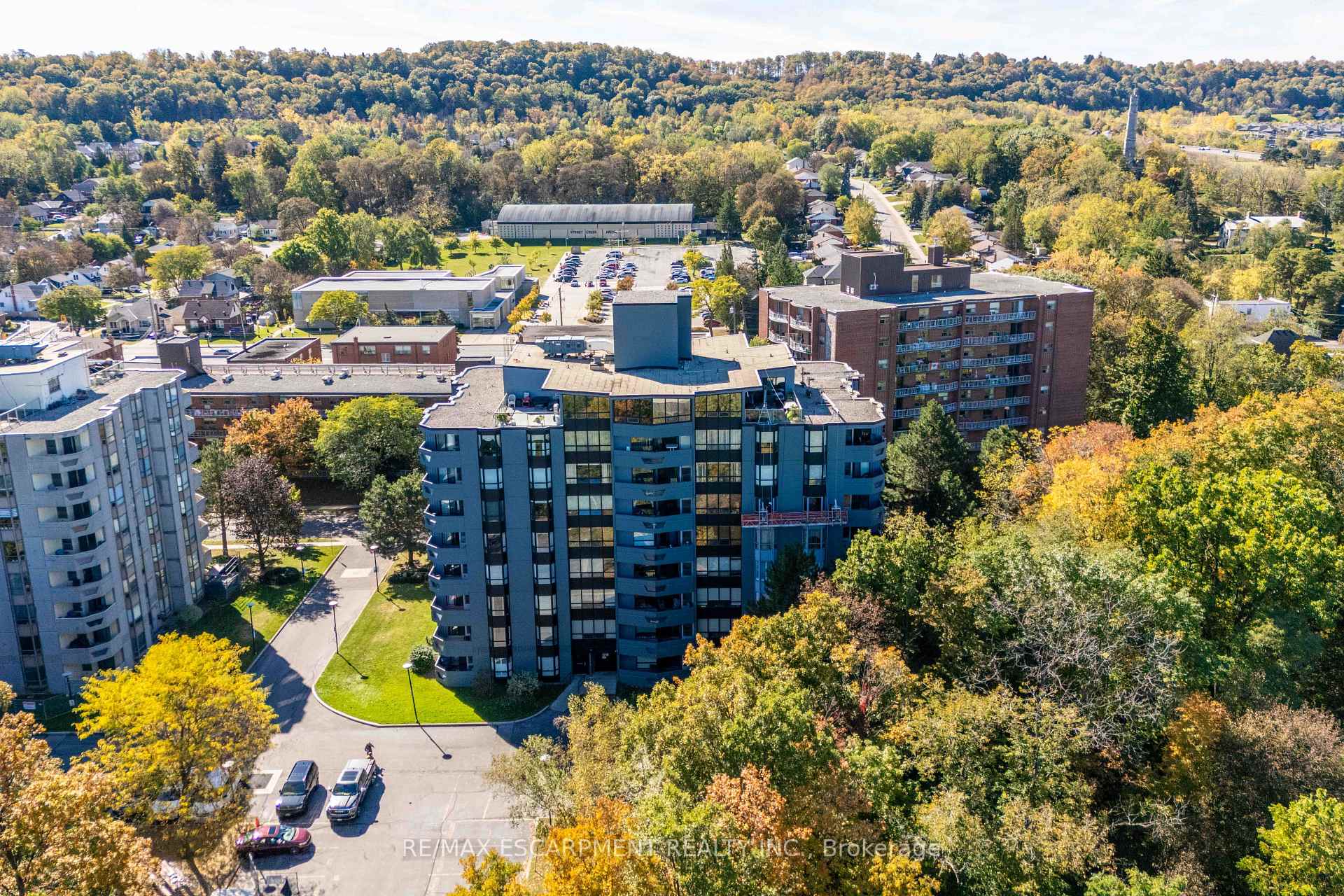 Photo 44 of Unit 6, 606 Village Green Boulevard, Hamilton, Stoney Creek — HOMEH