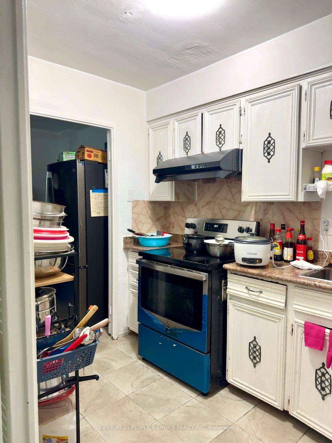 Photo 8 of Unit 116, 10 Eddystone Avenue, North York, Glenfield-Jane Heights — HOMEH