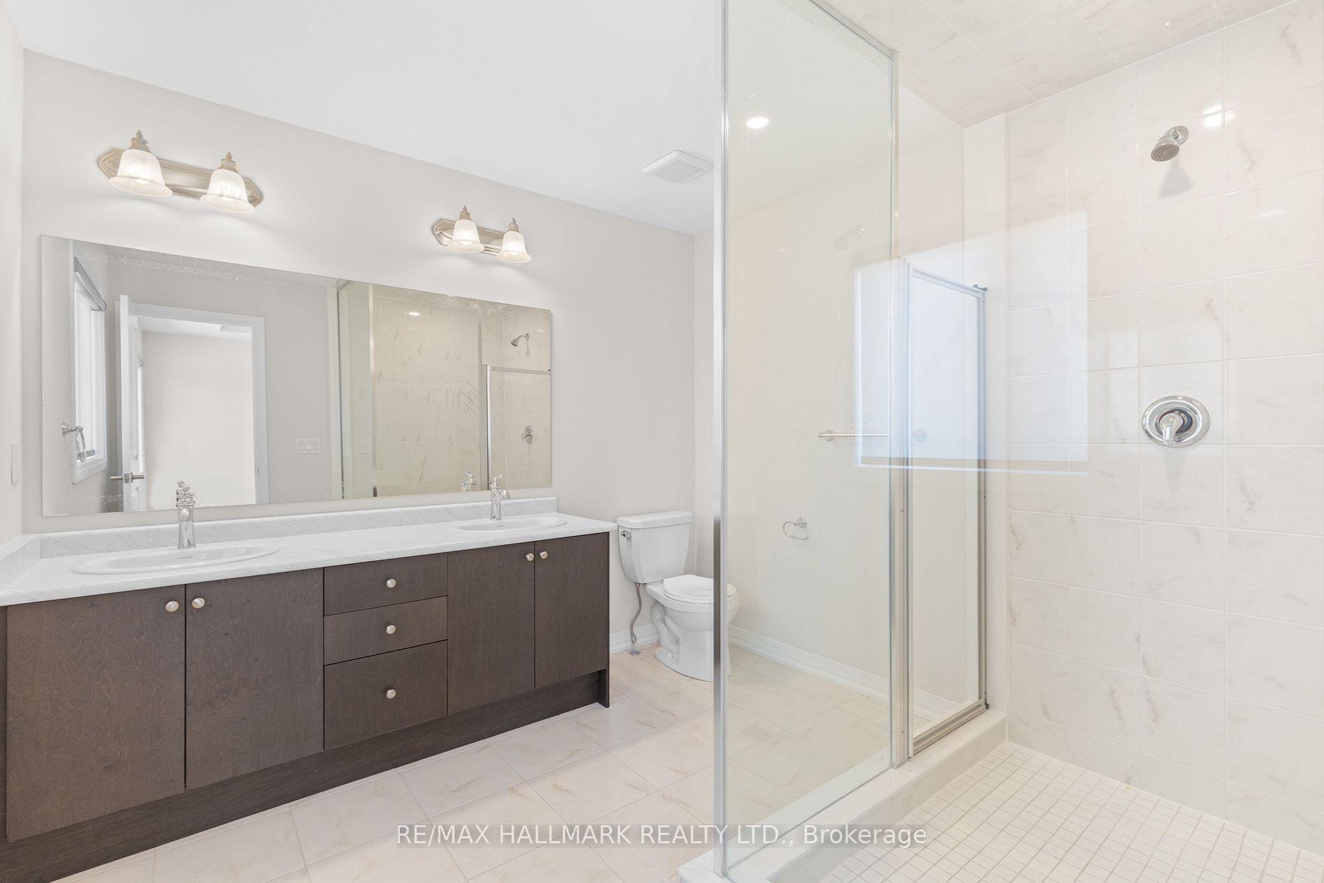 Photo 19 of 16 Crossmore Crescent, Cambridge, Westview — HOMEH