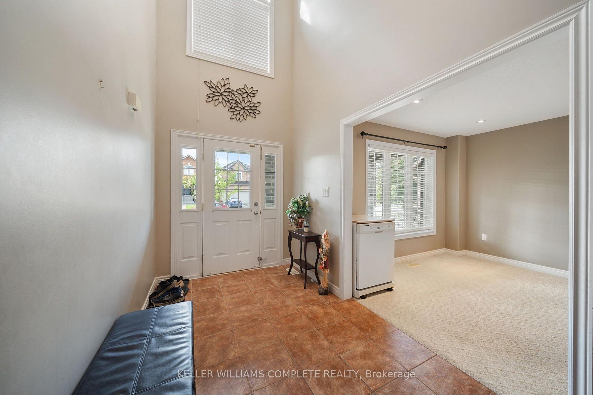 Photo 7 of 386 Old Mud Street, Hamilton, Stoney Creek Mountain — HOMEH