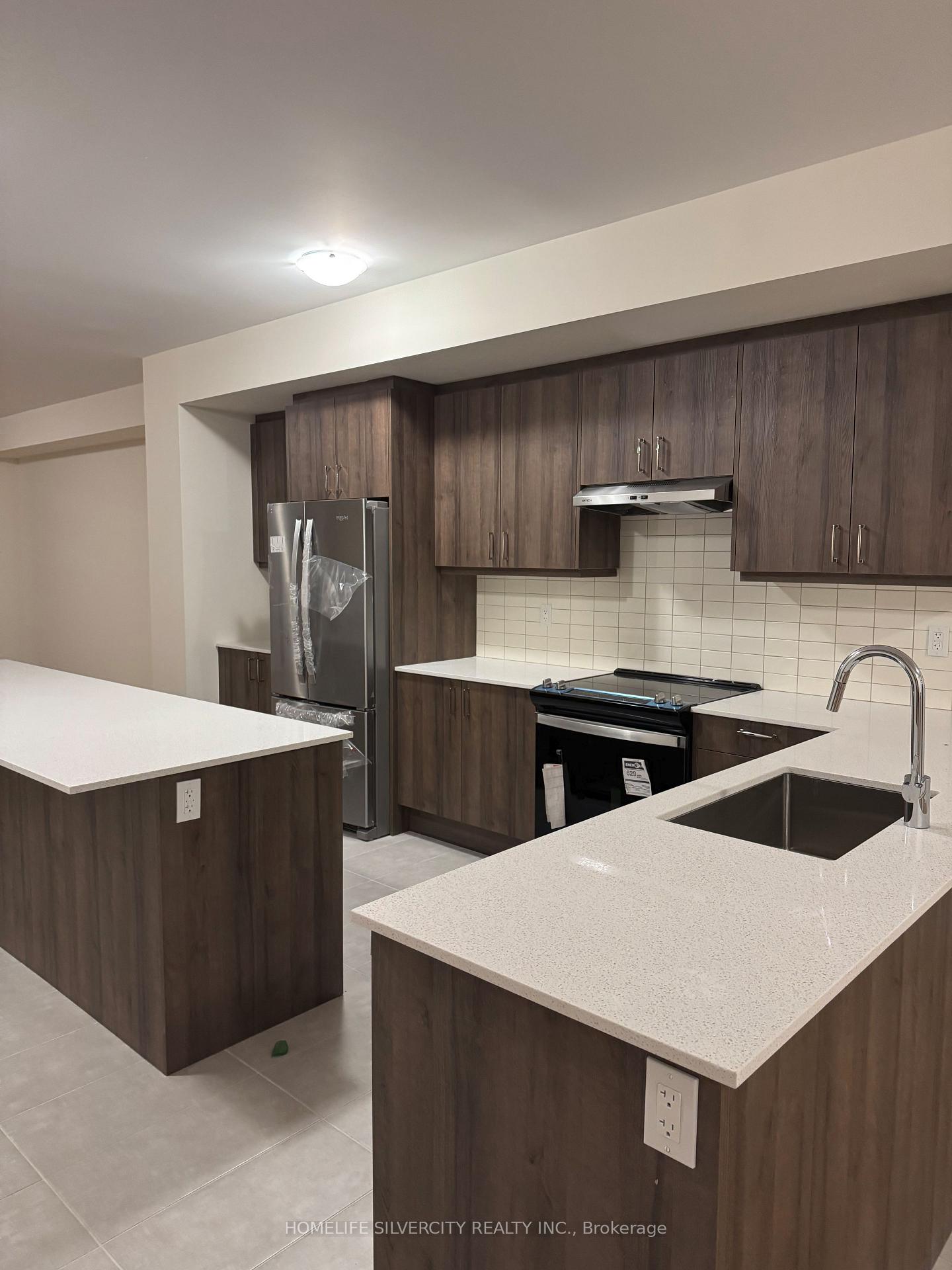 Photo 1 of 125 Seguin Street, Richmond Hill, Oak Ridges — HOMEH