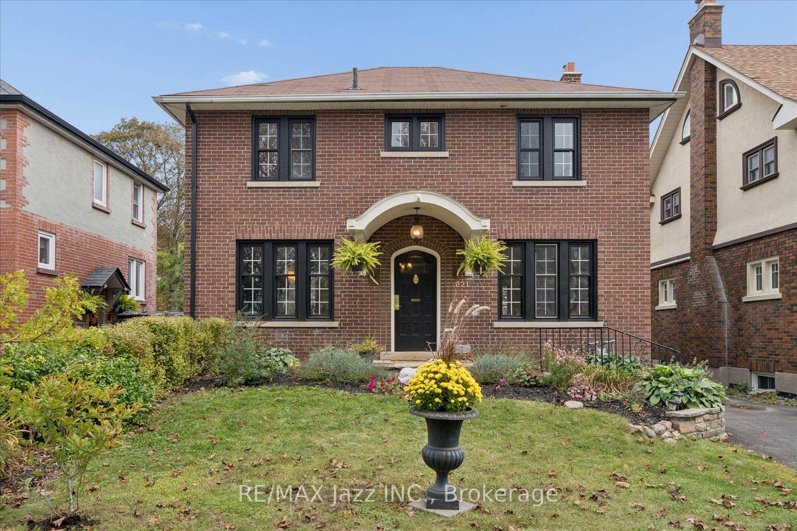 Photo 2 of 621 Masson Street, Oshawa, O'Neill — HOMEH