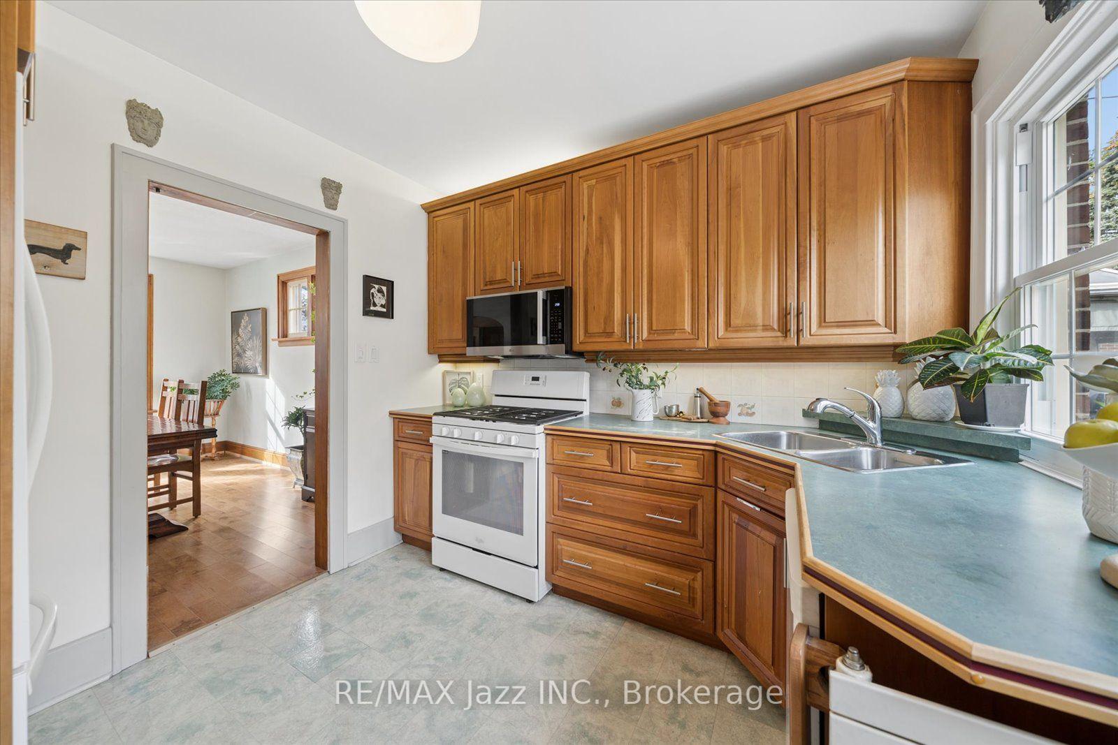 Photo 20 of 621 Masson Street, Oshawa, O'Neill — HOMEH