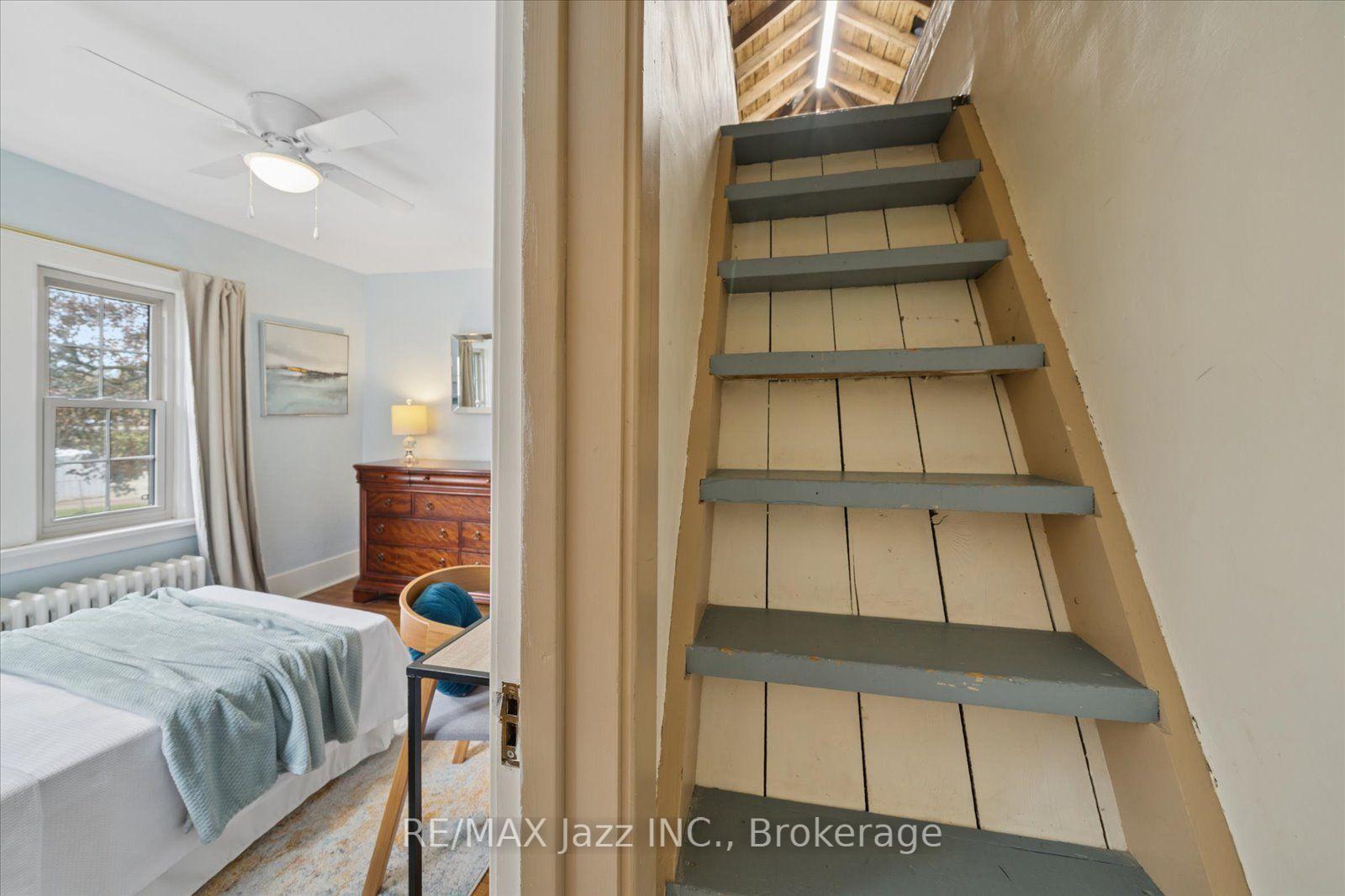 Photo 37 of 621 Masson Street, Oshawa, O'Neill — HOMEH