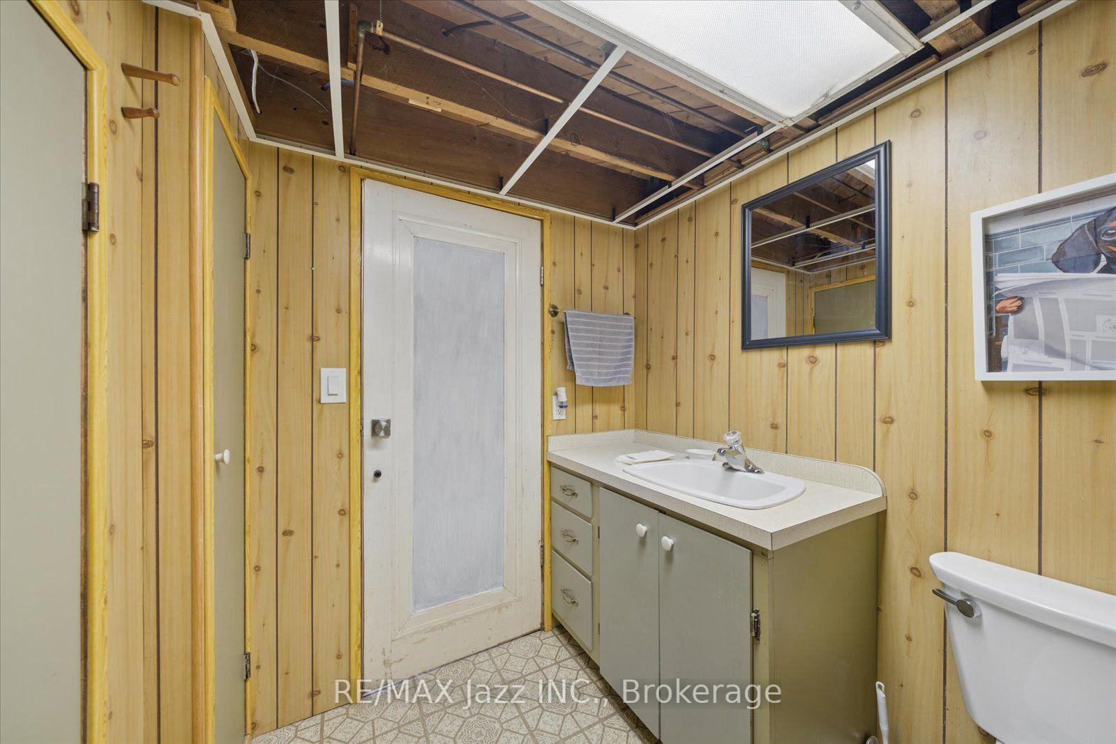 Photo 42 of 621 Masson Street, Oshawa, O'Neill — HOMEH