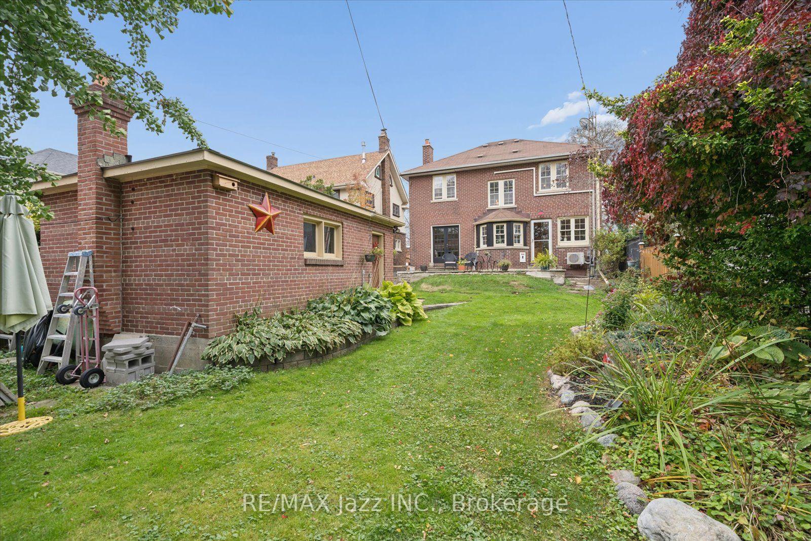 Photo 48 of 621 Masson Street, Oshawa, O'Neill — HOMEH