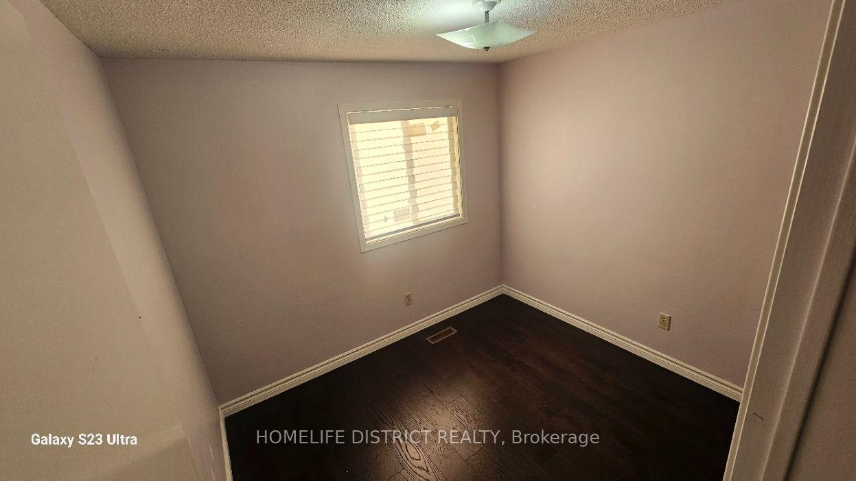 Photo 12 of 72 Stather Crescent, Markham, Milliken Mills East — HOMEH