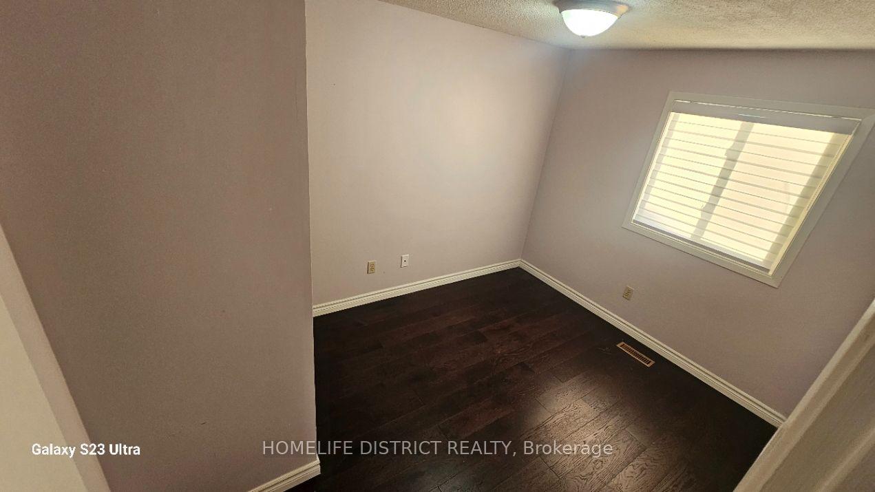 Photo 13 of 72 Stather Crescent, Markham, Milliken Mills East — HOMEH