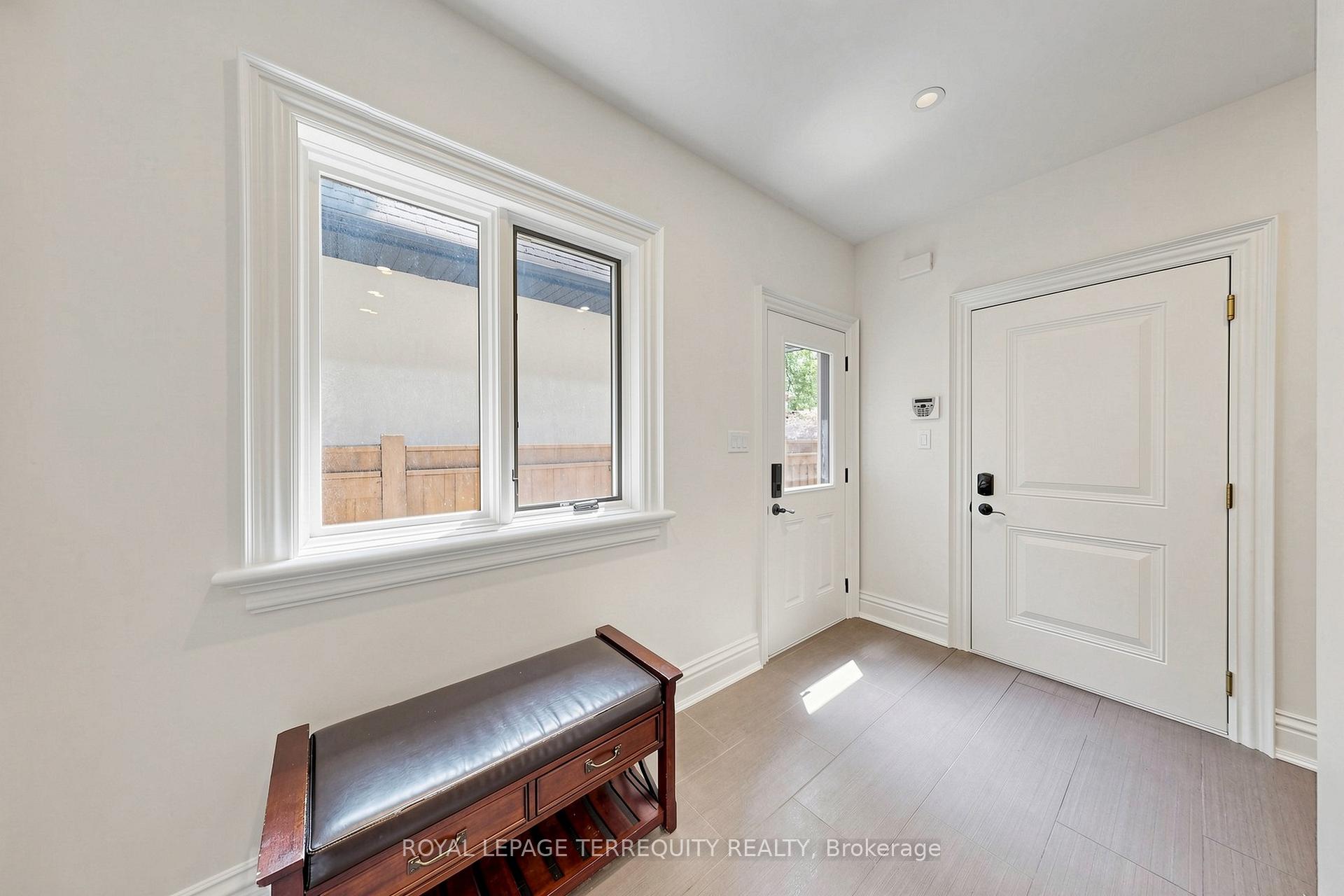 Photo 15 of 17 Jeremy Drive, Markham, Unionville — HOMEH
