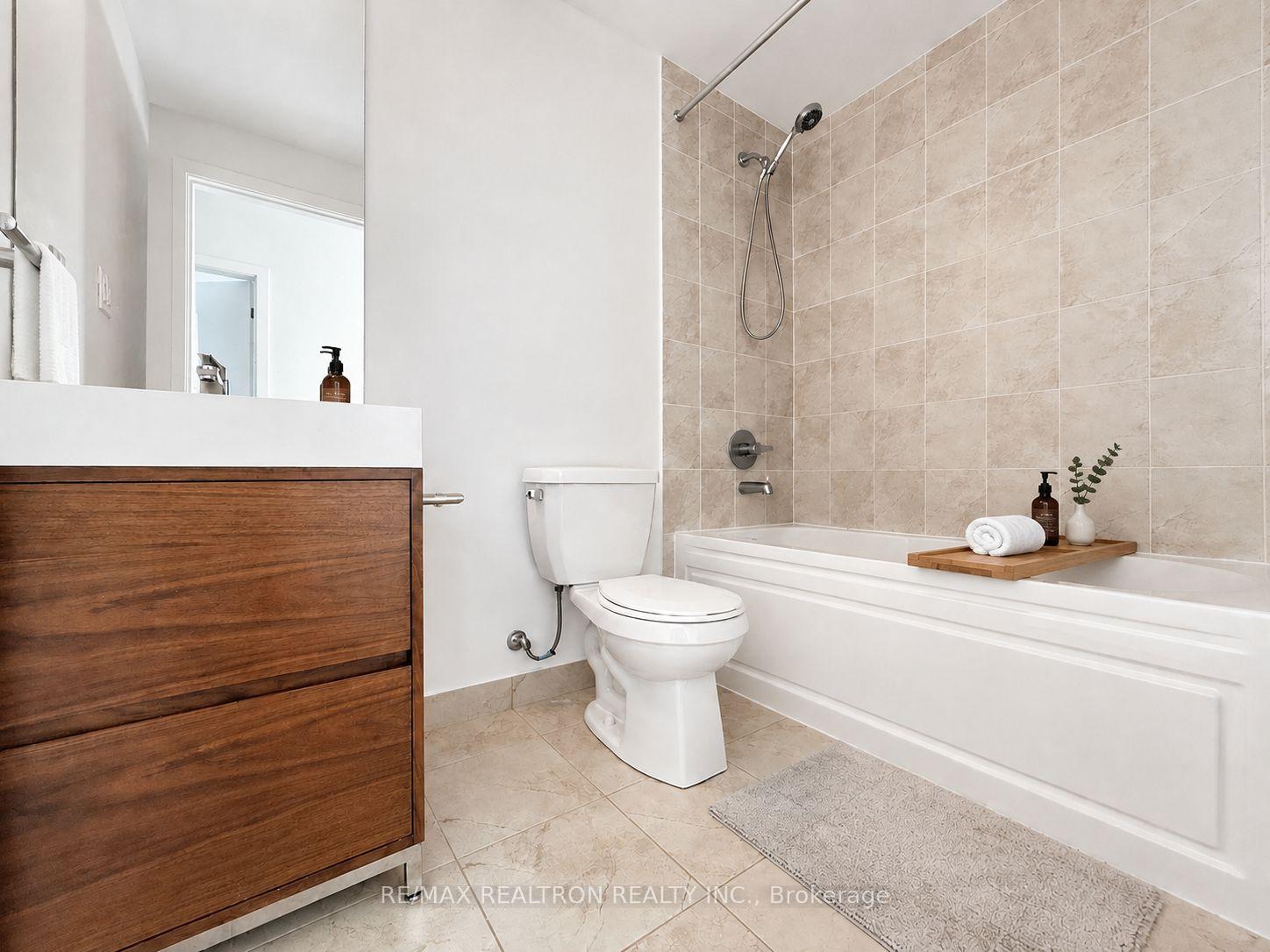 Photo 16 of Unit 509, 1709 Bur Oak Avenue, Markham, Wismer — HOMEH