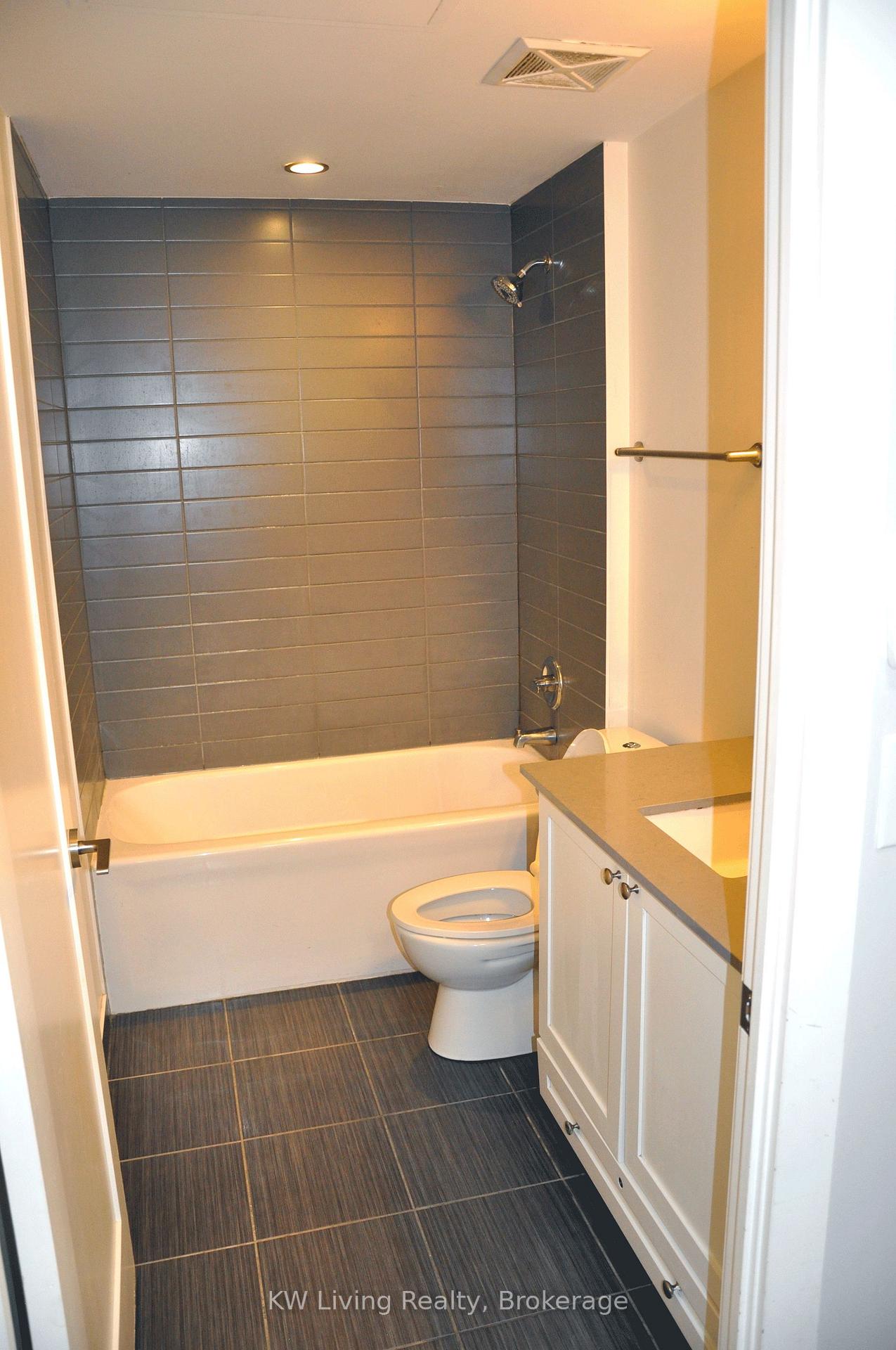 Photo 2 of Unit 305, 28 Prince Regent Street, Markham, Cathedraltown — HOMEH