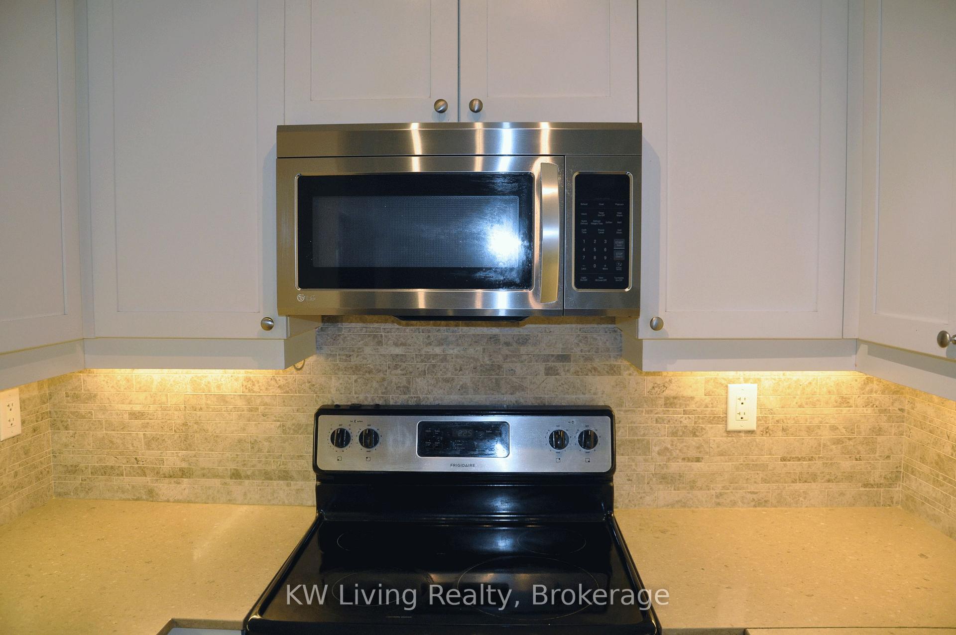 Photo 11 of Unit 305, 28 Prince Regent Street, Markham, Cathedraltown — HOMEH