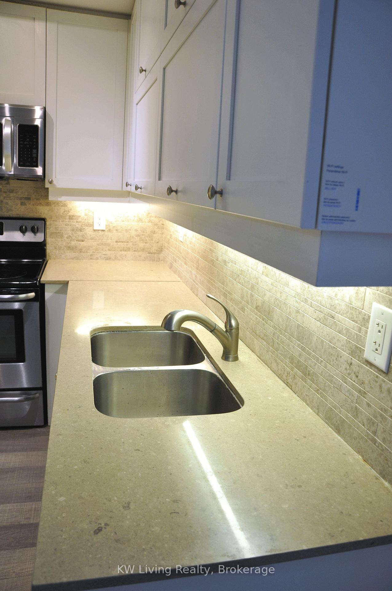 Photo 12 of Unit 305, 28 Prince Regent Street, Markham, Cathedraltown — HOMEH