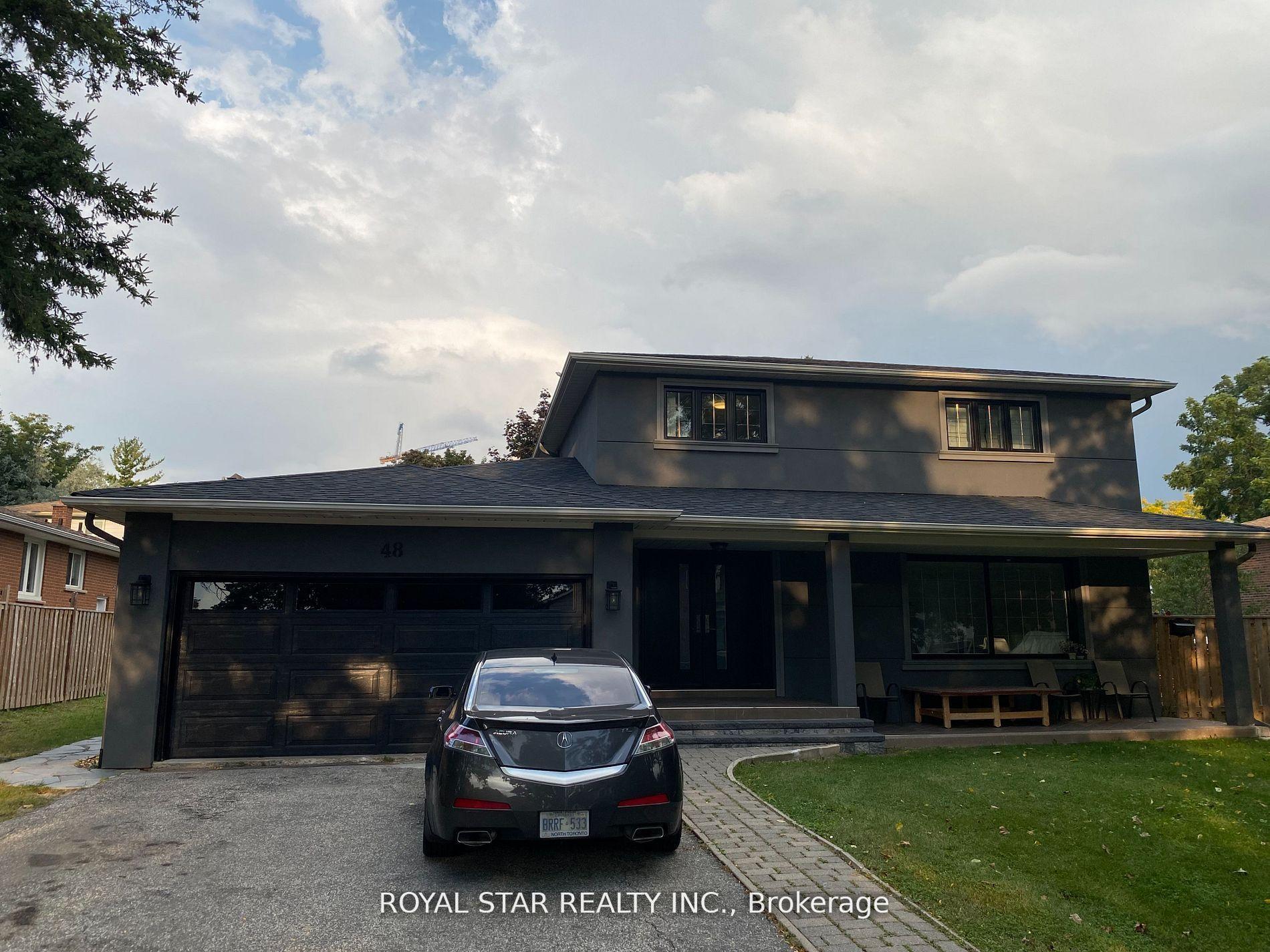 Front of Unit Bsmt, 48 Sunnywood Crescent