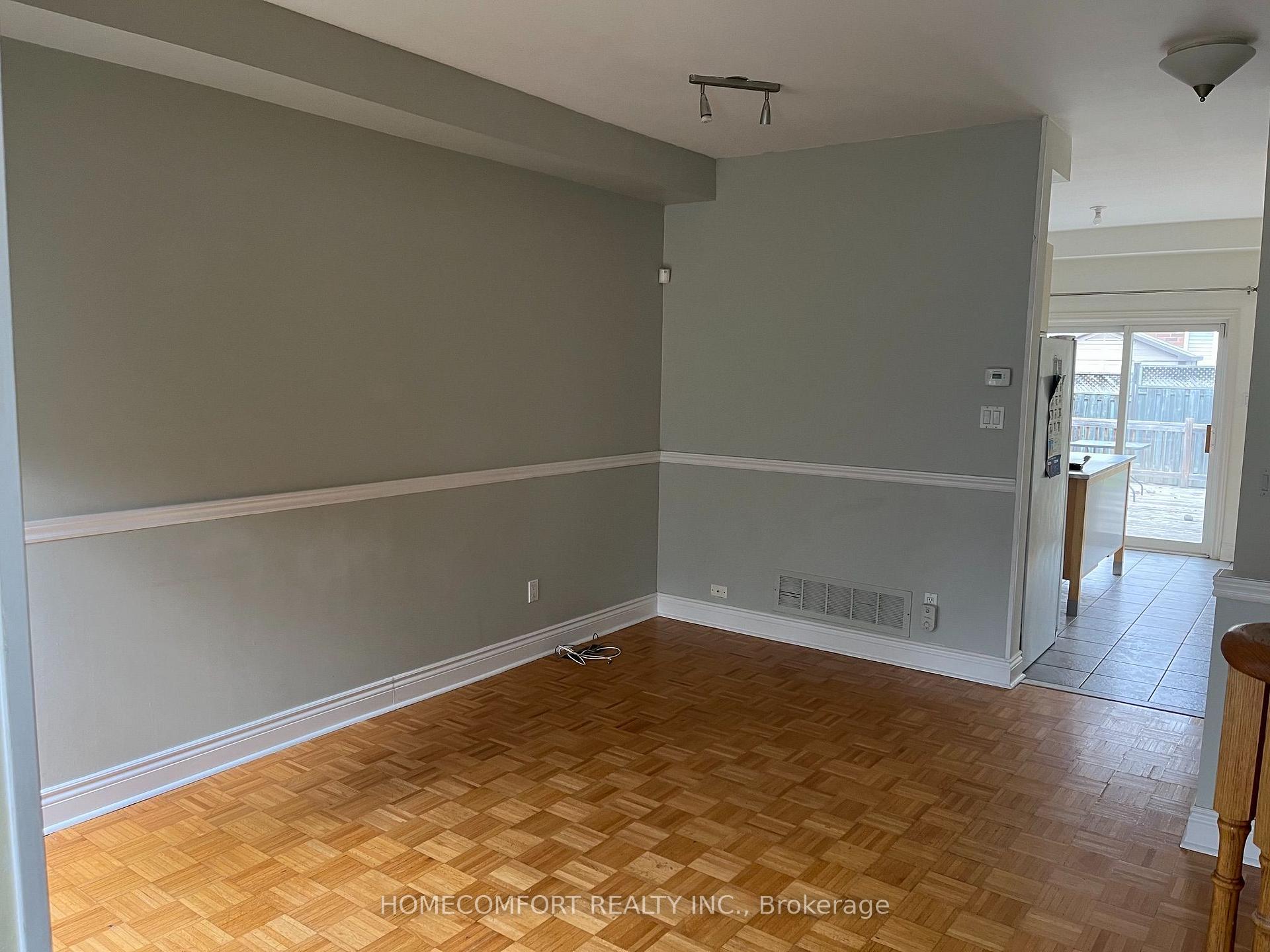 Photo 2 of 22 Amparo Drive, Vaughan, Vellore Village — HOMEH