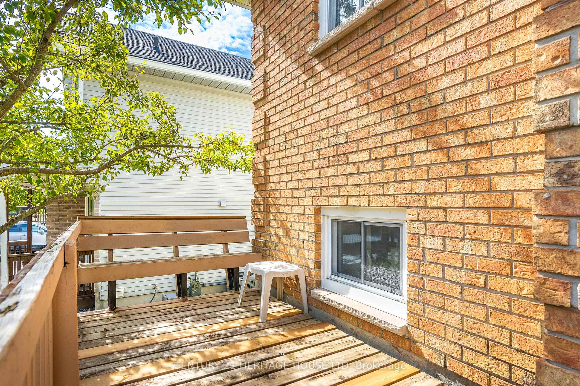 Photo 5 of 664 Hillview Road, Cambridge, Preston North — HOMEH