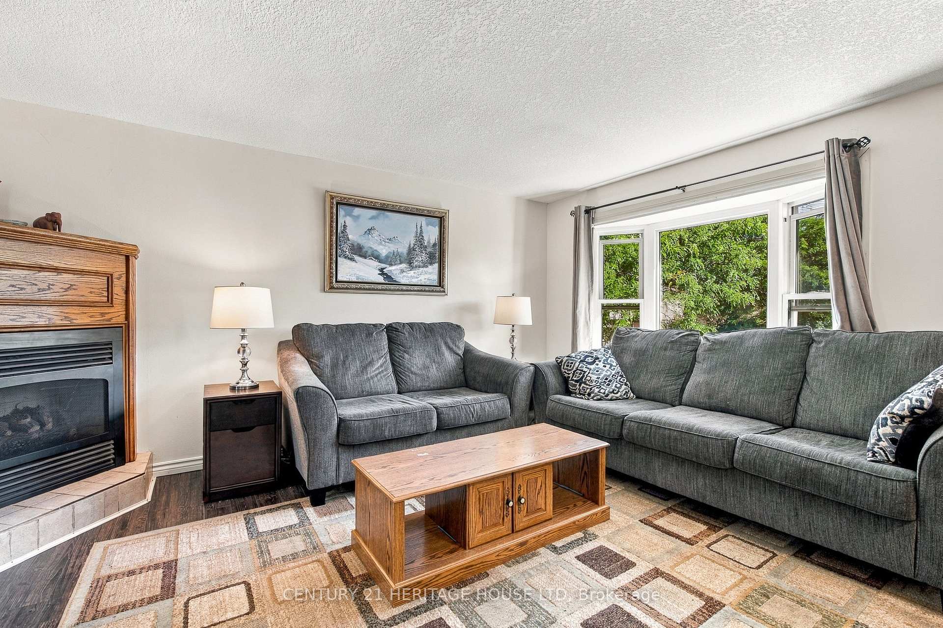 Photo 9 of 664 Hillview Road, Cambridge, Preston North — HOMEH
