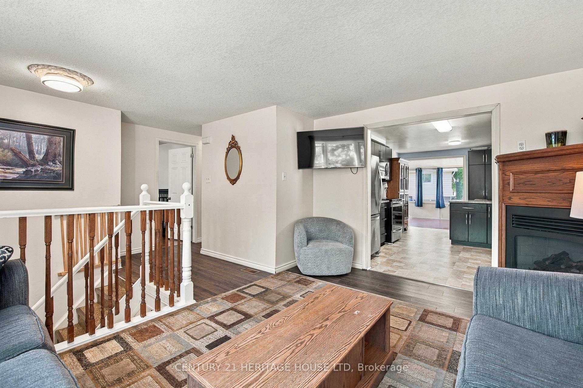 Photo 10 of 664 Hillview Road, Cambridge, Preston North — HOMEH