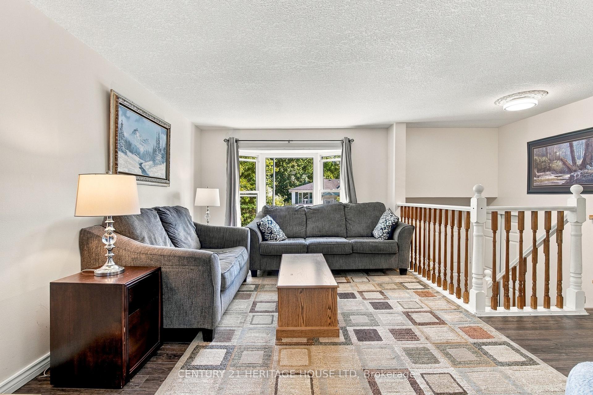 Photo 11 of 664 Hillview Road, Cambridge, Preston North — HOMEH